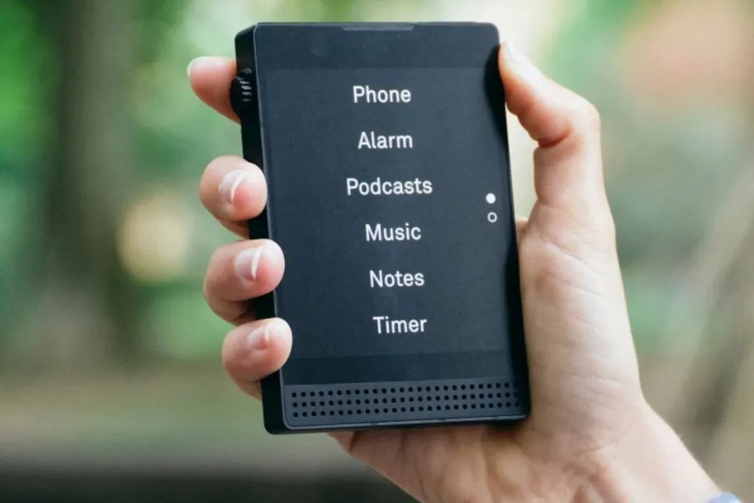 Light Phone 3